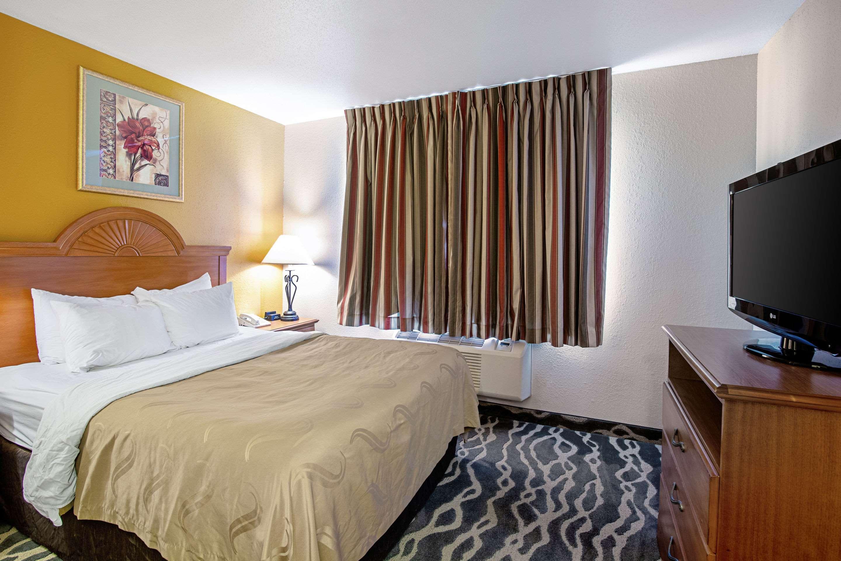 Quality Inn Huron Exterior foto